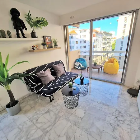 Gregbnb - T2 Pleine - Climatise - Balcon - 2 *